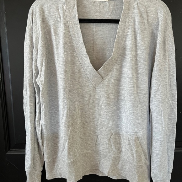 Rag and bone light gray v neck pullover sweatshirt - Picture 2 of 5